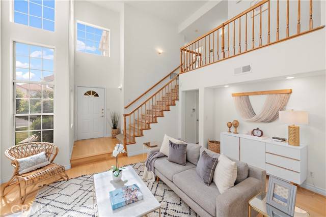 North Hollywood, CA 91605,7455 Bellingham AVE