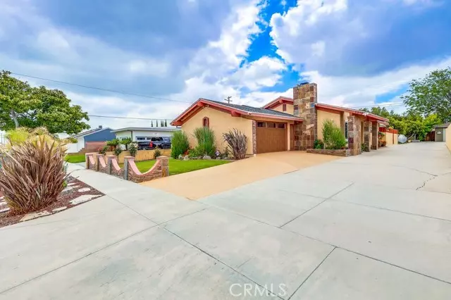 2818 W 166th ST, Torrance, CA 90504