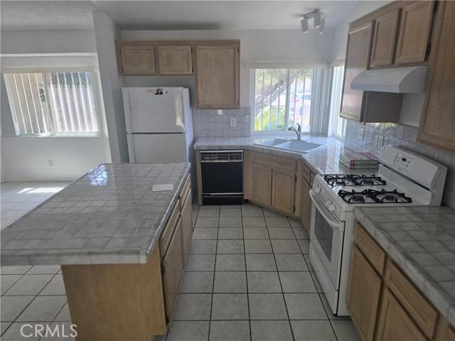 Cathedral City, CA 92234,30445 Avenida Maravilla