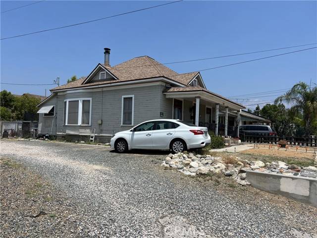 Redlands, CA 92374,316 W Lugonia AVE