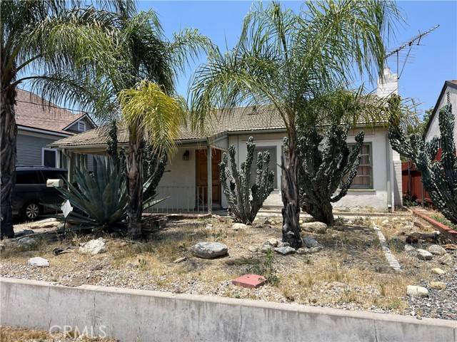 Redlands, CA 92374,316 W Lugonia AVE