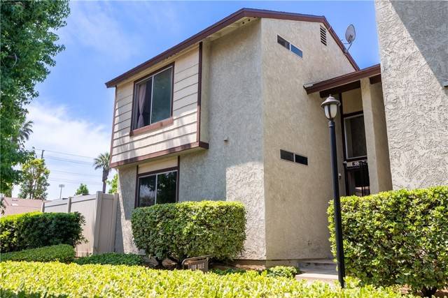 1643 Golden Tree CT C, Corona, CA 92879
