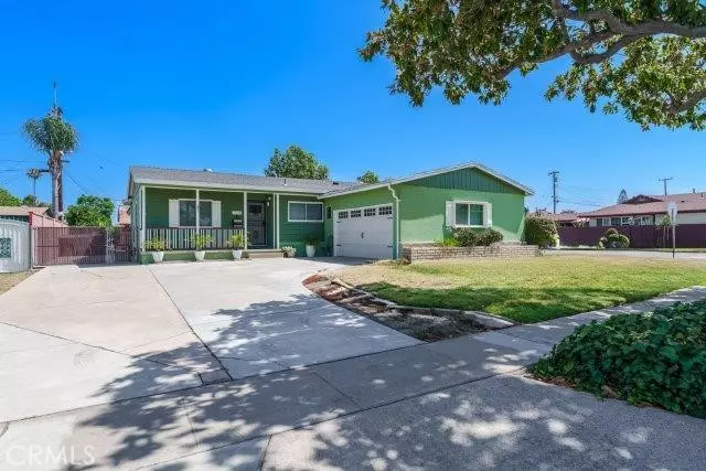 1501 W Baker AVE, Fullerton, CA 92833