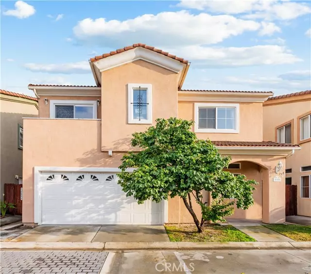 939 Via Camino 7, Wilmington, CA 90744