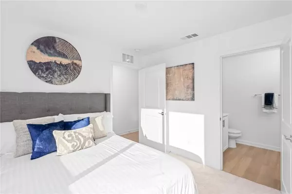 Colton, CA 92324,1106 Santo Antonio DR