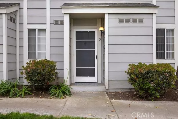 Fullerton, CA 92833,2410 W Orangethorpe AVE 5