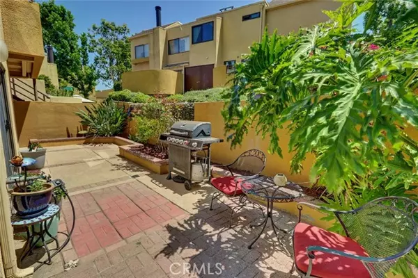25712 Le Parc 7, Lake Forest, CA 92630