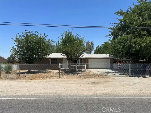 10557 E Avenue S, Littlerock, CA 93543