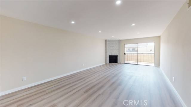 333 Burchett ST 203, Glendale, CA 91203
