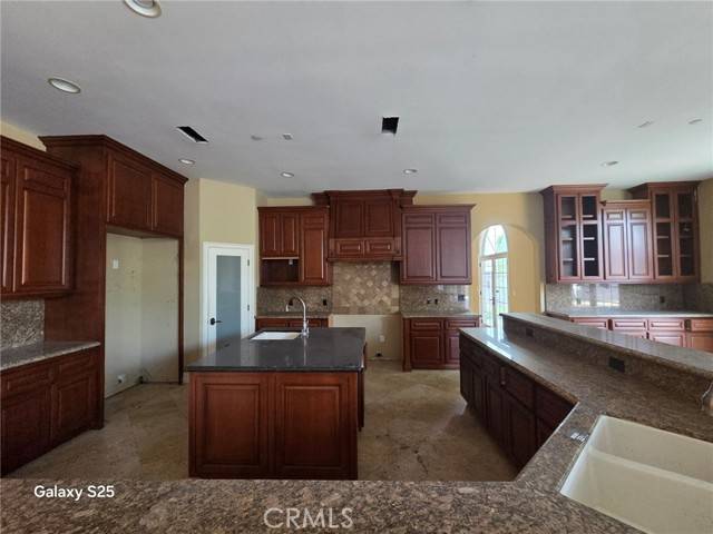 Downey, CA 90240,10040 Mattock AVE