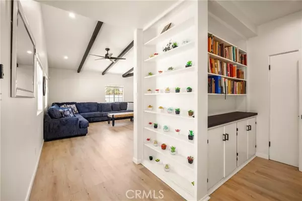 Palm Springs, CA 92264,589 S Mountain View DR
