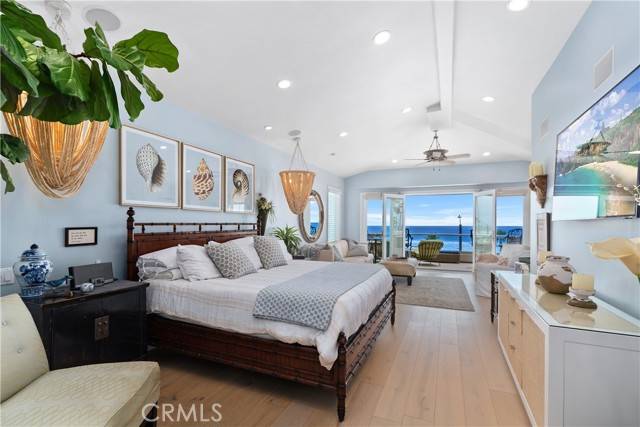 2118 Pacific Coast, Huntington Beach, CA 92648