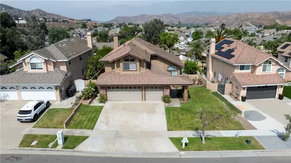 Corona, CA 92882,902 Highland View DR