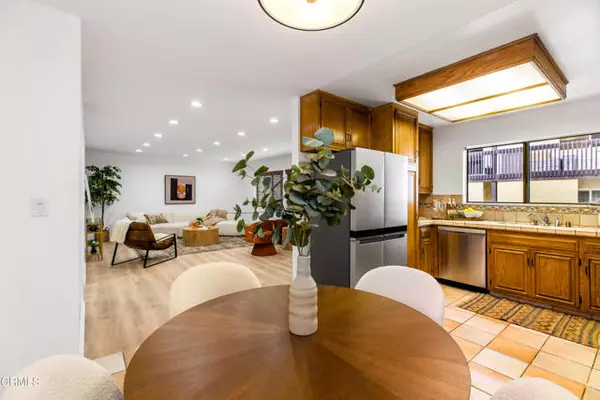 Encino, CA 91316,5354 Lindley AVE 202