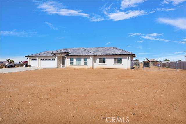Phelan, CA 92371,12233 Pueblo TRL