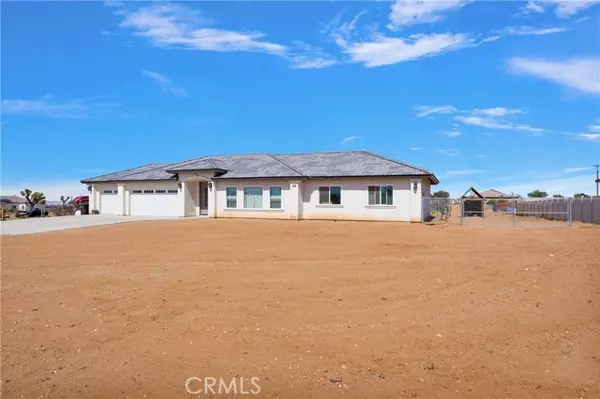 Phelan, CA 92371,12233 Pueblo TRL