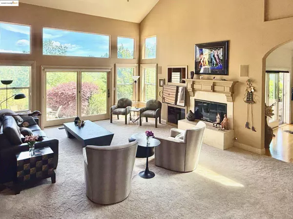 Orinda, CA 94563,78 Scenic Dr