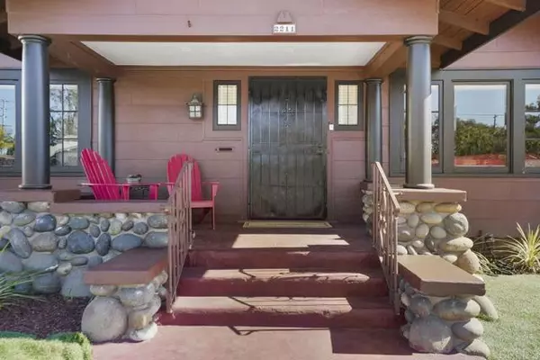 San Diego, CA 92104,2211 Bancroft St