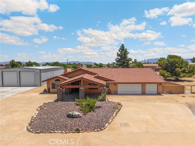 11915 Redwood AVE, Hesperia, CA 92345