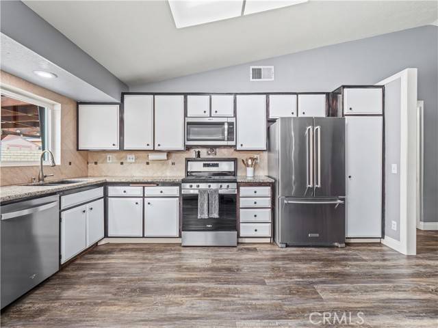 Castaic, CA 91384,27611 Ashby CT