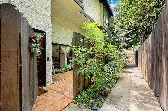 South Pasadena, CA 91030,402 El Centro ST 13