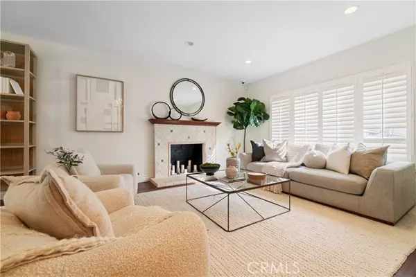 Beverly Hills, CA 90210,9767 Blantyre DR