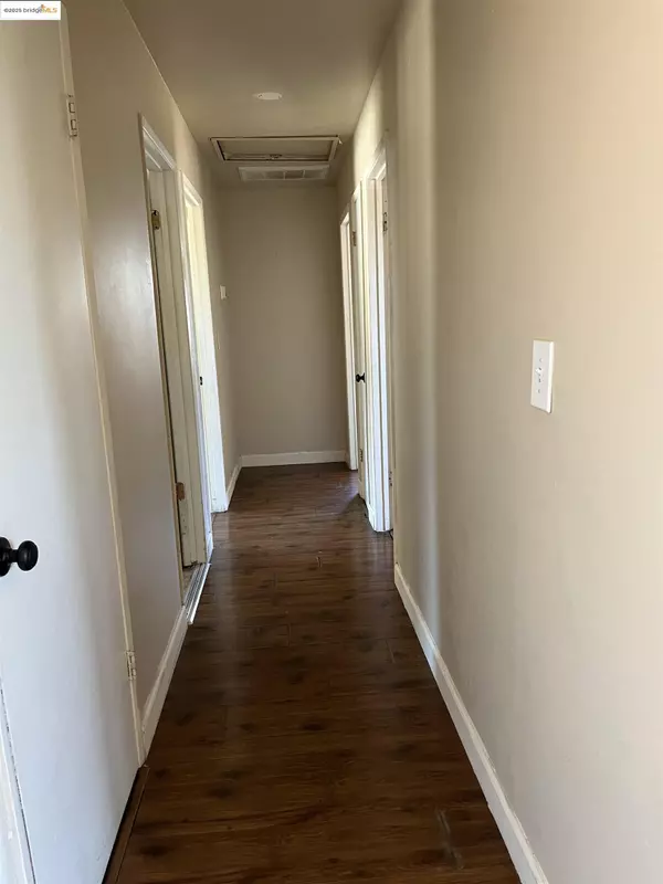 Oakley, CA 94561,881 Chianti