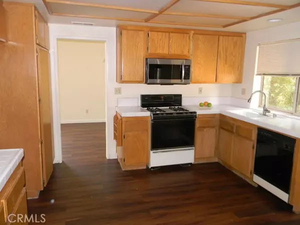 Moreno Valley, CA 92557,21484 Dickinson RD