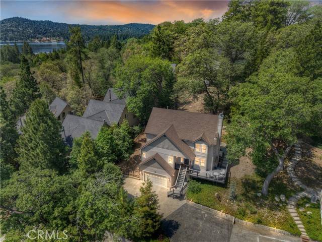 Lake Arrowhead, CA 92352,942 Lucerne LN