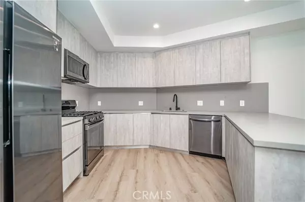 Los Angeles, CA 90026,2828 London ST 307