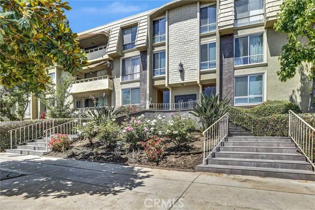 5215 Balboa BLD 203, Encino, CA 91316