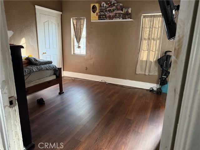 Los Angeles, CA 90003,112 W 62nd ST