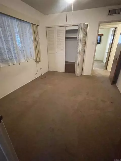 Calexico, CA 92231,722 N Preston DR