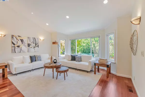 Fremont, CA 94539,483 Becado PL