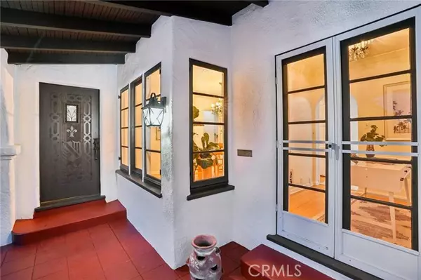 Los Angeles, CA 90041,5337 La Roda AVE
