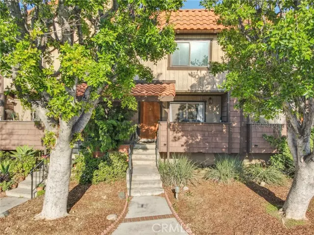 9414 Moonbeam AVE 18, Panorama City, CA 91402