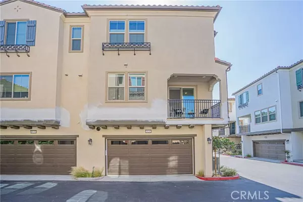 Yorba Linda, CA 92886,18292 Iris LN