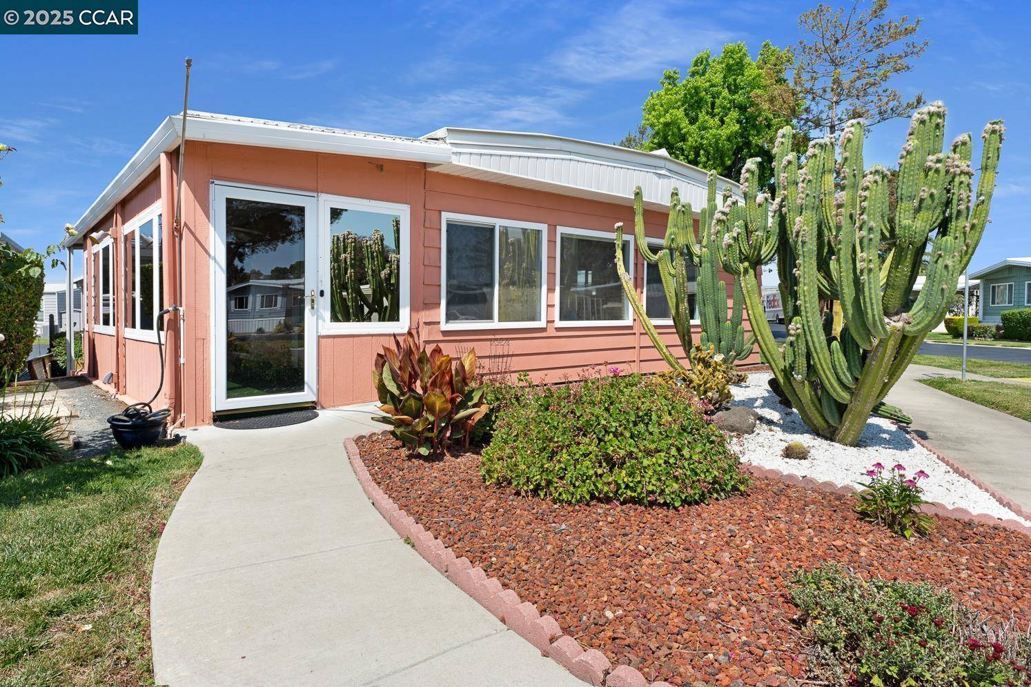 Concord, CA 94520,1027 Peralta Road 12
