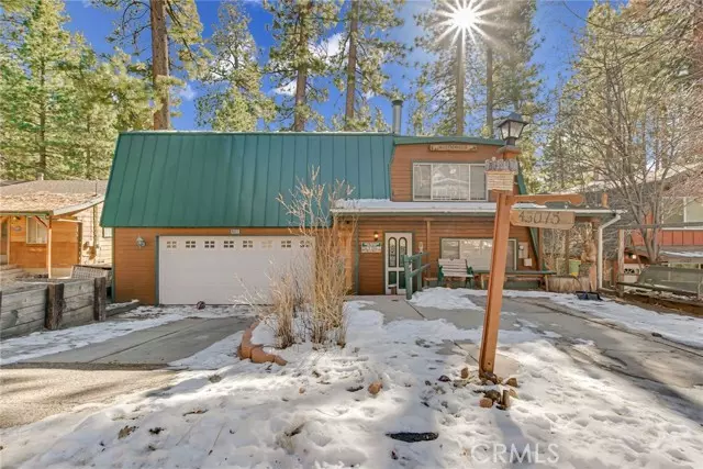 Big Bear Lake, CA 92315,43075 Encino RD