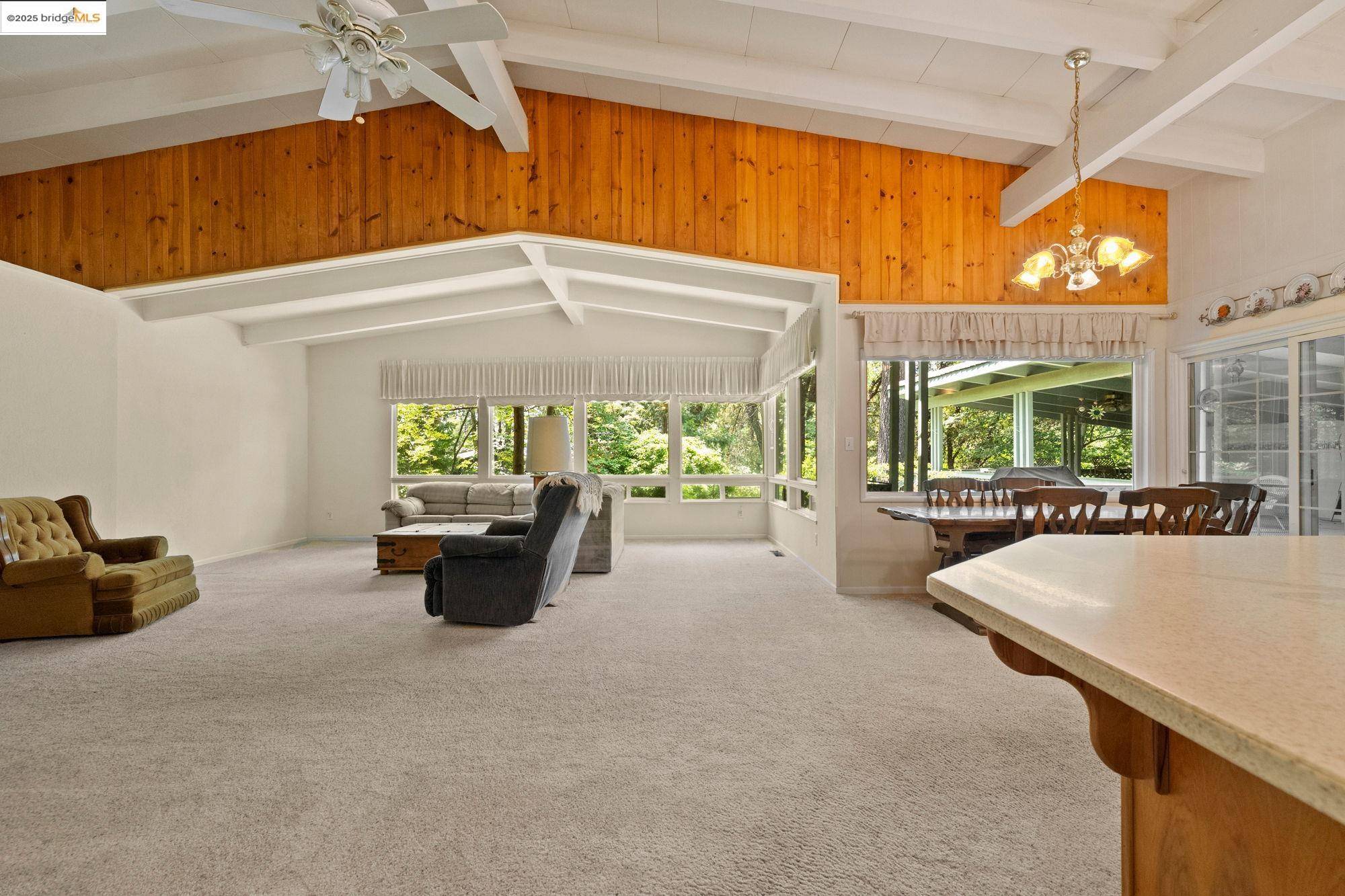 Twain Harte, CA 95383,23343 Tanager