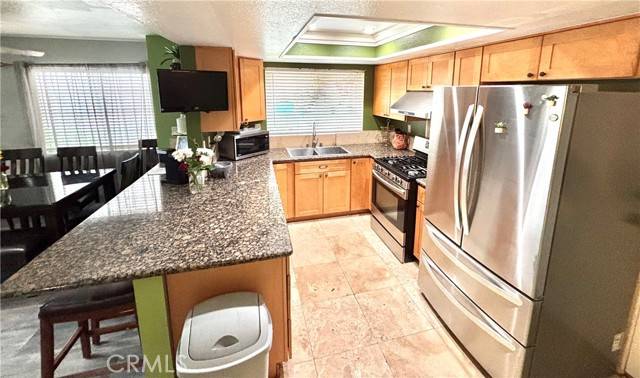 Paramount, CA 90723,13955 Arthur AVE 4