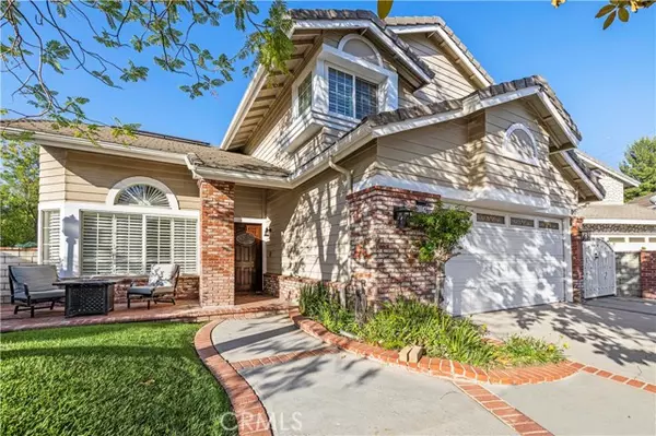 Saugus, CA 91390,28642 Apricot PL