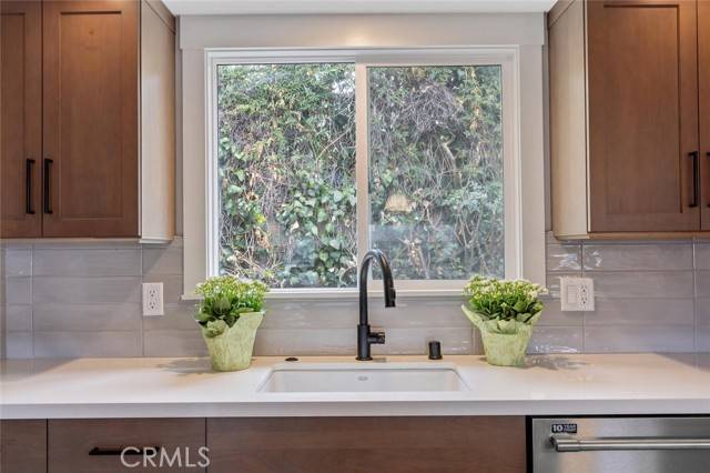 Thousand Oaks, CA 91362,50 Quinta Vista DR
