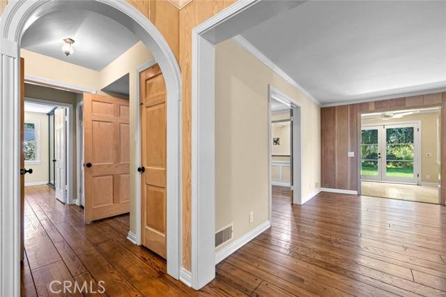 Sherman Oaks, CA 91403,15454 Sutton ST