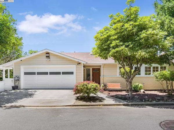 Piedmont, CA 94611,187 St. James DR