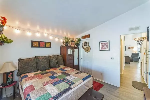 Menifee, CA 92586,27250 Murrieta RD 364