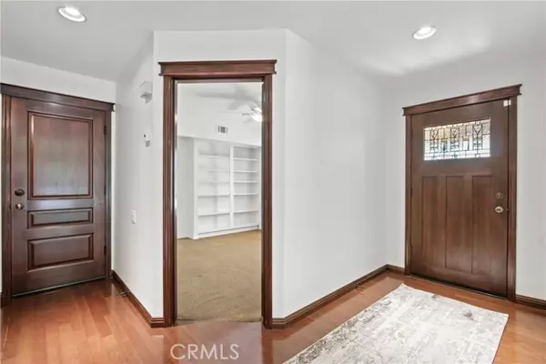 Lake Forest, CA 92679,19095 Woodland WAY