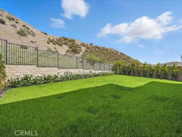 Saugus, CA 91350,18814 Annmae PL