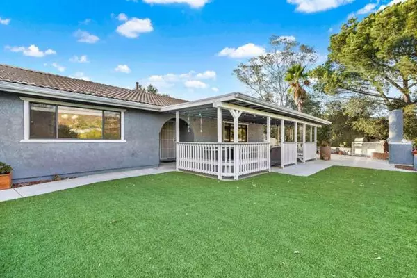 Lakeside, CA 92040,11152 Toyon HL