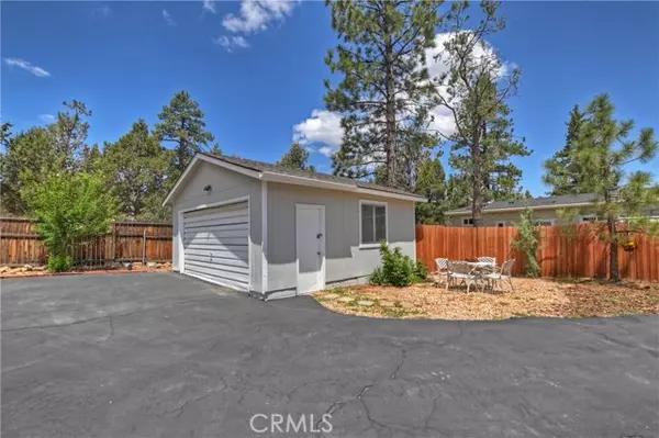 Big Bear City, CA 92314,391 Montclair DR 46